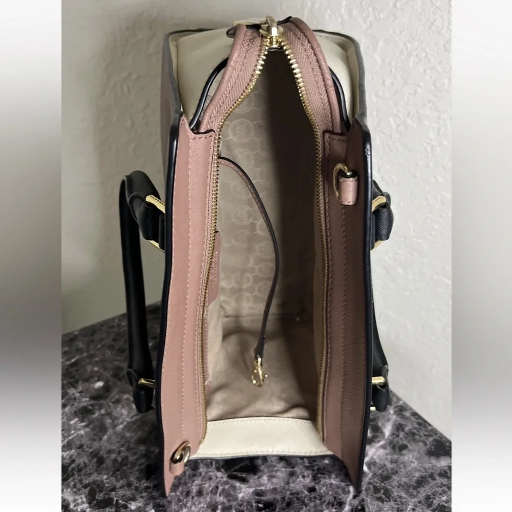 Michael Kors Medium Satchel Mauve/Beige